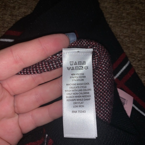 Pencil skirt wool like fabric New without tags - Picture 2 of 4